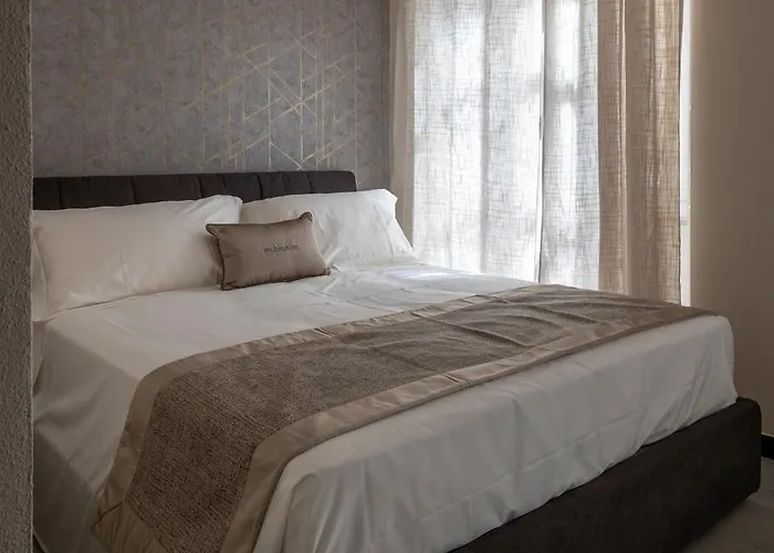 Moonshine - Nel Cuore Di * Genua